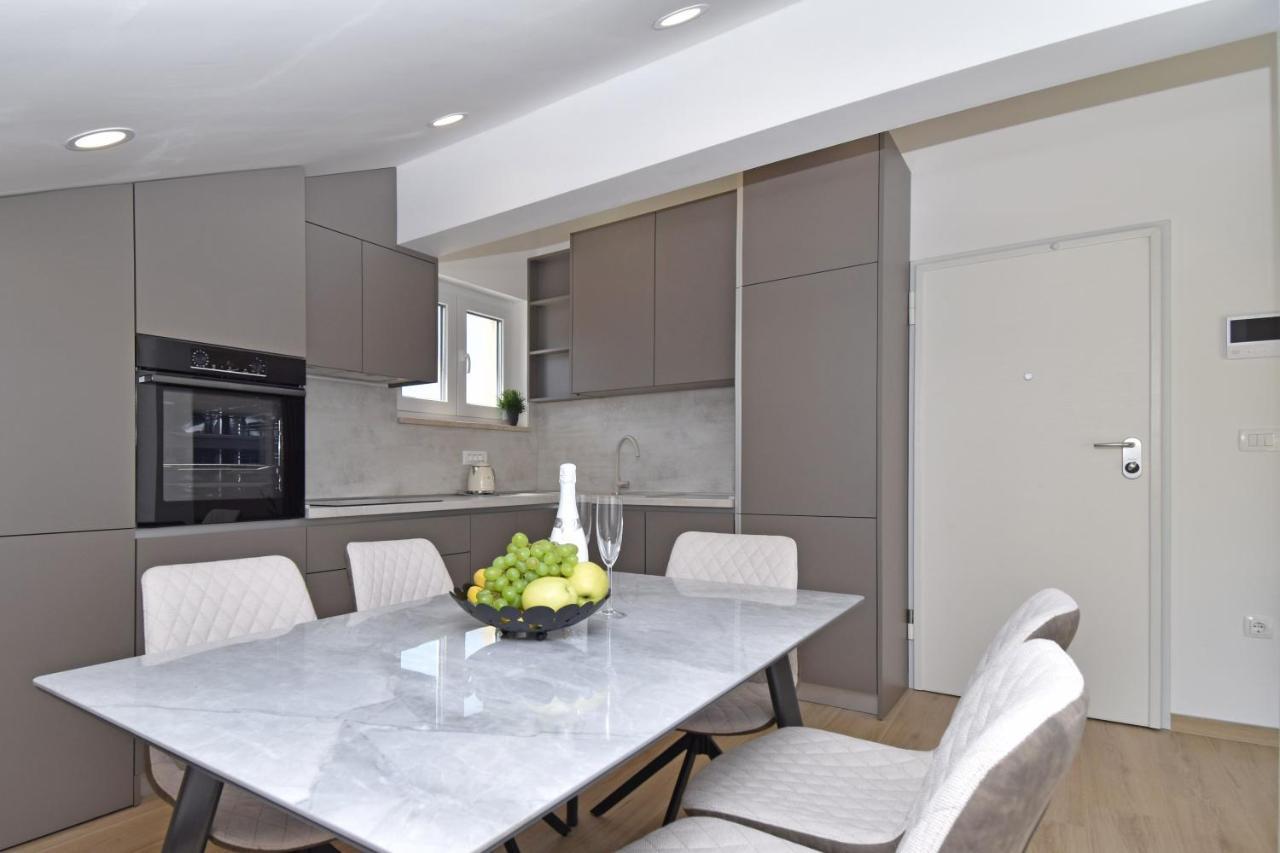 Luxury Apartments Luna ทูแชพี ภายนอก รูปภาพ