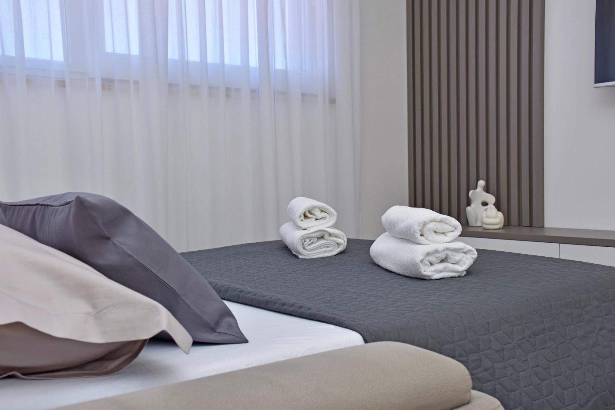 Luxury Apartments Luna ทูแชพี ภายนอก รูปภาพ